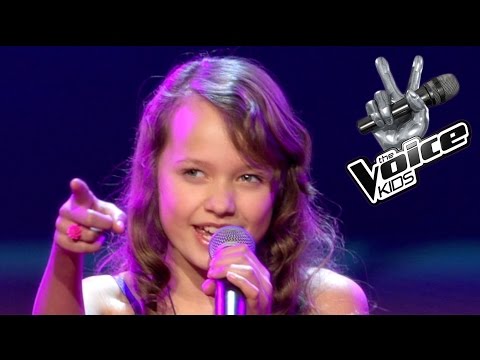 Aisha - Vlieg Met Me Mee (The Voice Kids 2012: The Blind Auditions)