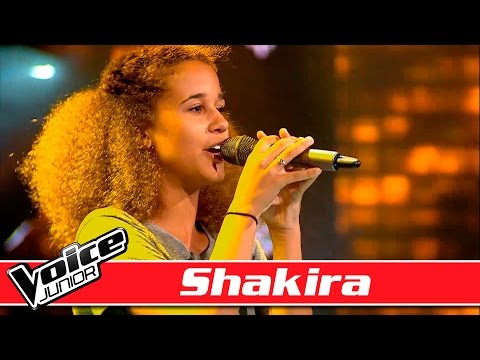 Shakira synger: Taylor Swift –  'Shake it off' - Voice Junior / Blinds