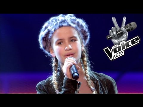 Caroline - Use Somebody (The Voice Kids 2012: The Blind Auditions)