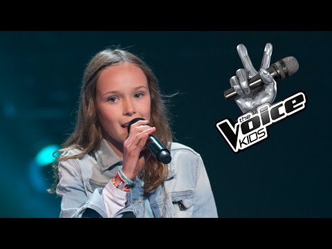 Britt – Lights | The Voice Kids 2016 | The Blind Auditions
