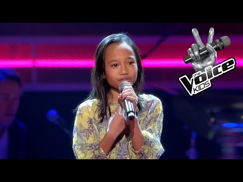 Amy - Bleeding Love (The Voice Kids 2012: The Blind Auditions)