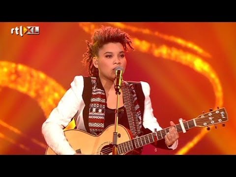 Julia van den Toorn - Waiting All Night (The Voice Kids 2014: Finale)