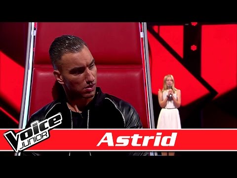Astrid synger 'Words as Weapons' - Voice Junior Danmark - Program 2 - Sæson 2