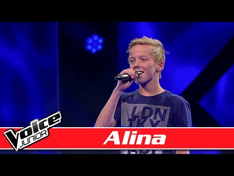 Albert synger 'Right Next To the Right One' - Voice Junior Danmark - Program 2 - Sæson 2