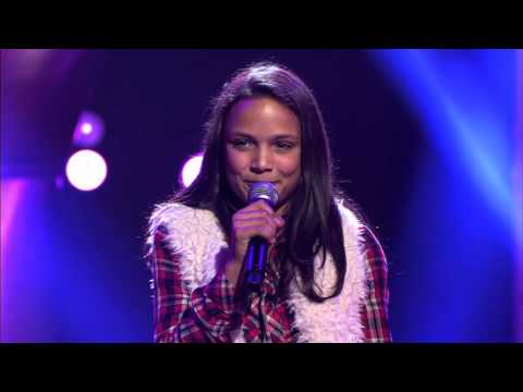 Lola zingt 'All About That Bass' | Blind Audition | The Voice Kids | VTM
