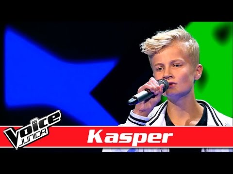 Kasper synger: Scarlet Pleasure – ’The Strip’ – Voice Junior / Blinds