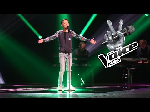 Max – (Everything I Do) I Do It For You | The Voice Kids 2017 | The Blind Auditions