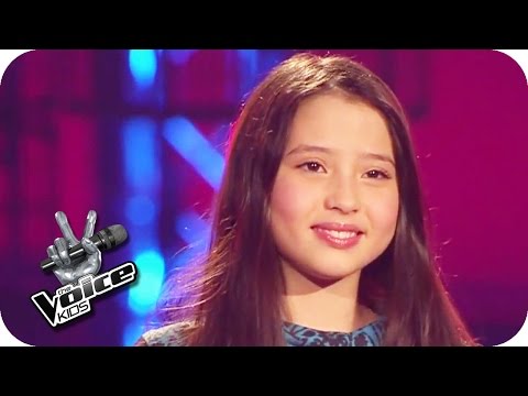 Kate Bush: Wuthering Heights (Alina) | The Voice Kids 2015 | Blind Auditions | SAT.1