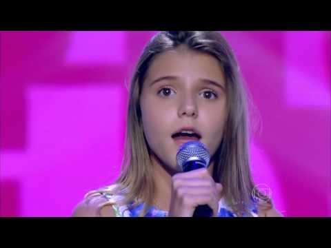 Giulia Nassa canta ‘(Out Here) On My On’ no The Voice Kids - Audições | Temporada 1