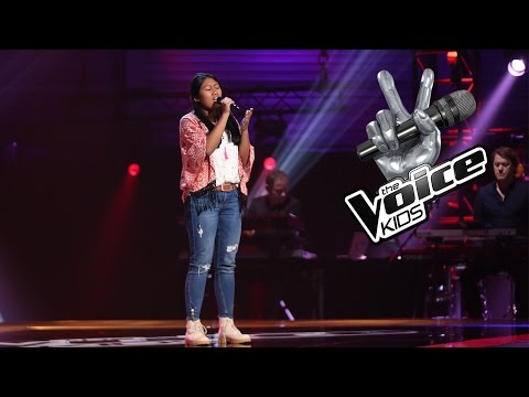 Felicia - Give Me Love | The Voice Kids 2017 | The Blind Auditions
