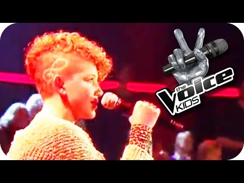 Arrows - Fences (feat. Macklemore & Ryan Lewis) (Sissi) | The Voice Kids 2015 | Blind Auditions