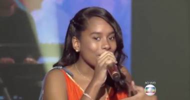 Bela Maria canta "Velha infância" no The Voice Kids - Shows ao Vivo|Temp 1